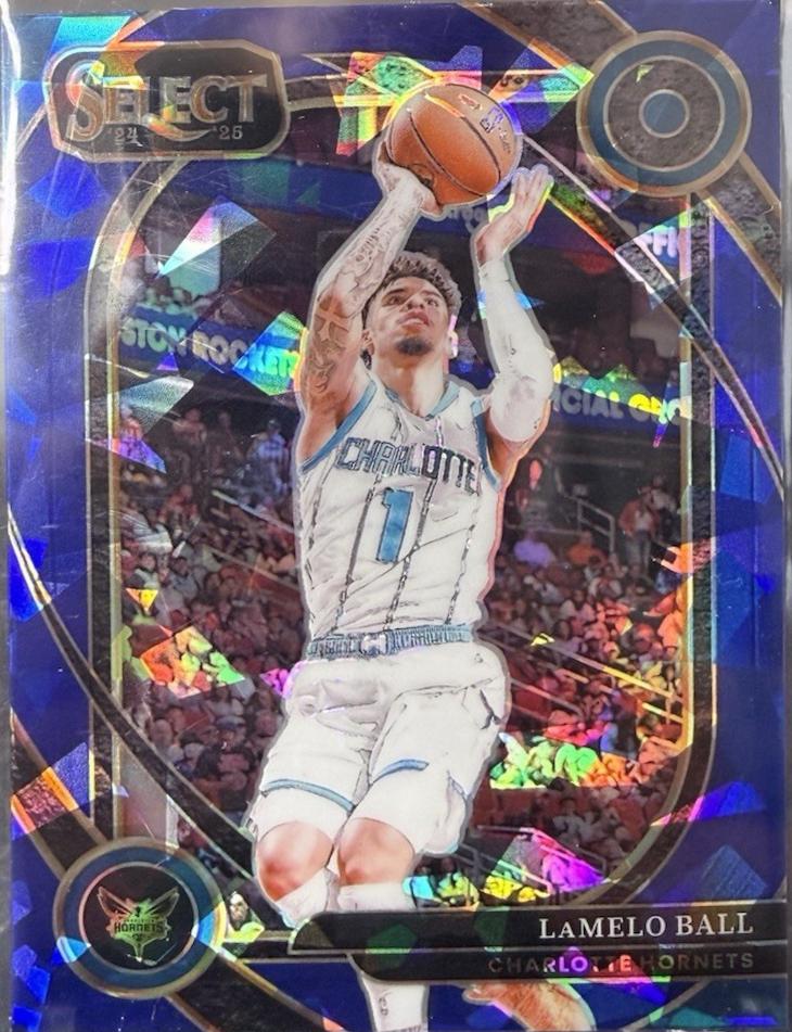LaMelo Ball [Blue Cracked Ice Prizm] #256