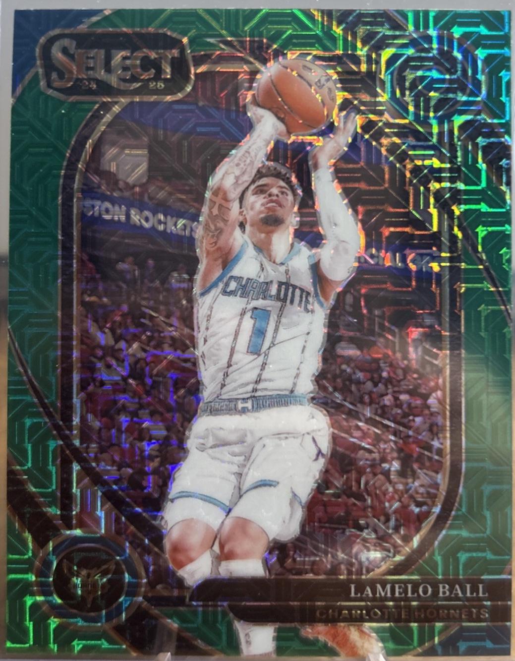 LaMelo Ball [Green Mojo Prizm] #256