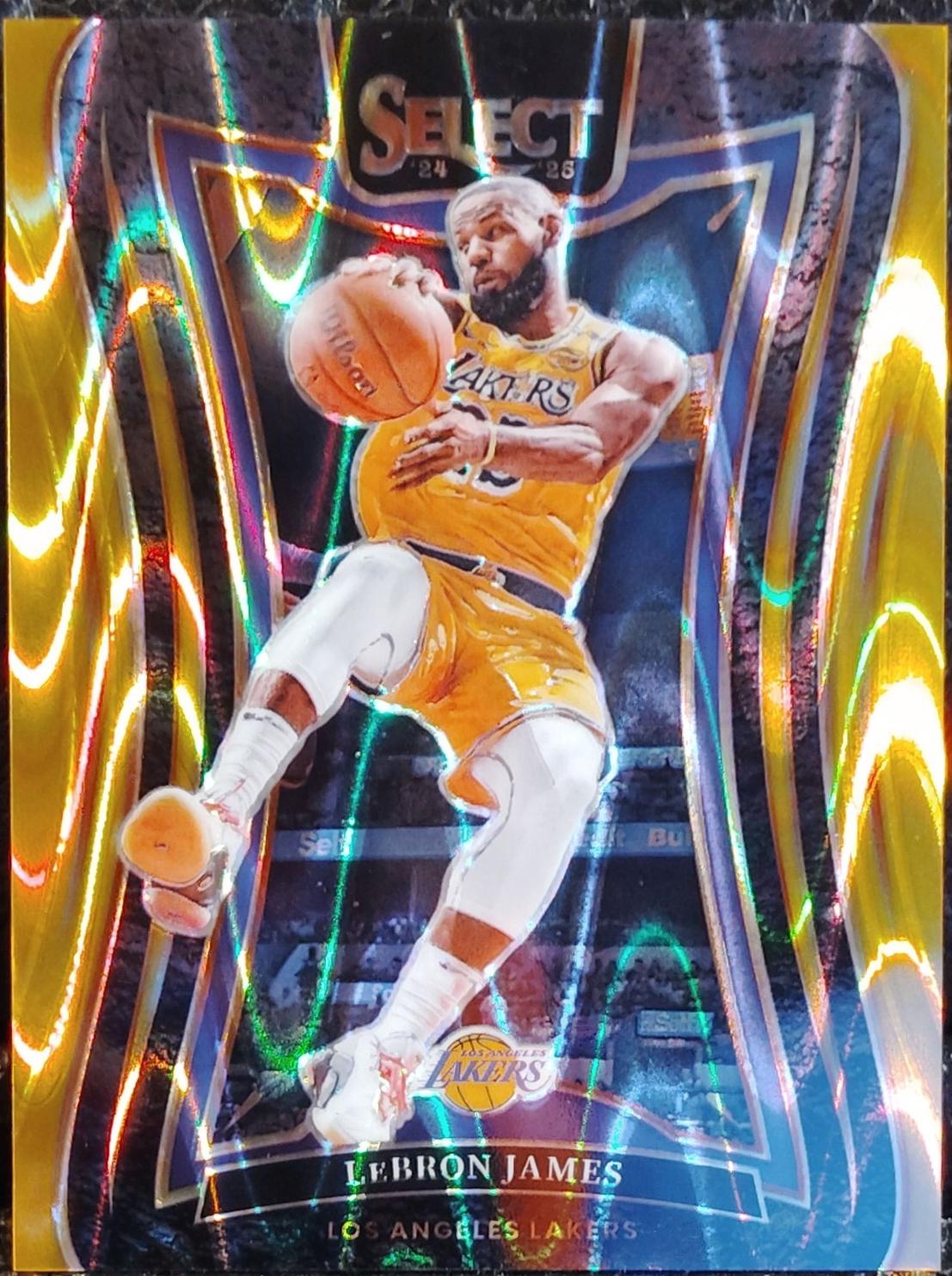 LeBron James [Gold Tectonic Prizm] #310