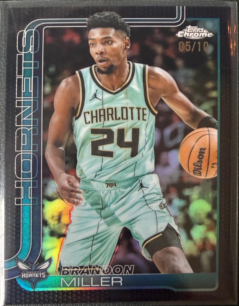 Brandon Miller [Black Basketball Refractor] #89