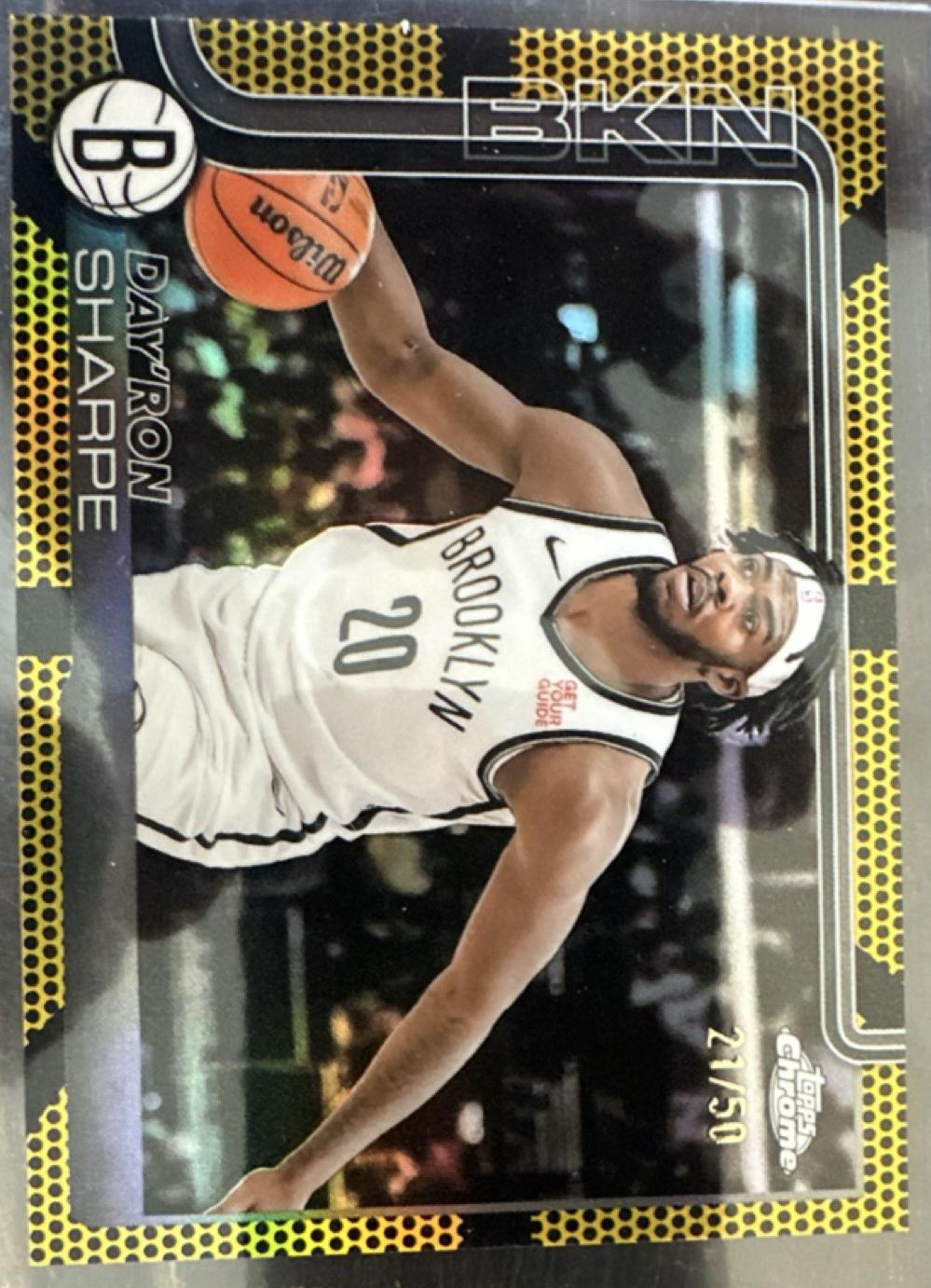 Day'Ron Sharpe [Gold Basketball Refractor] #74