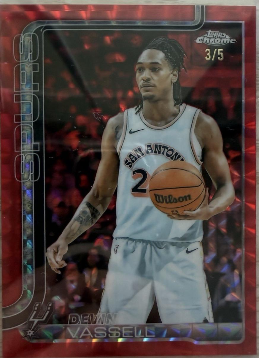 Devin Vassell [Red Basketball Refractor] #202