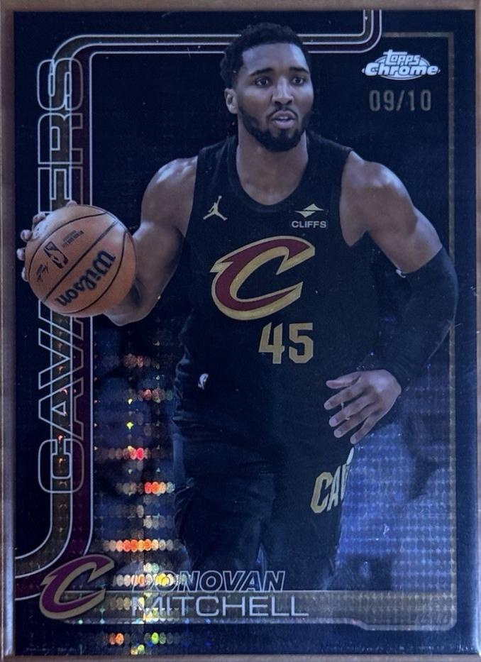 Donovan Mitchell [Pulsar Black Refractor] #69