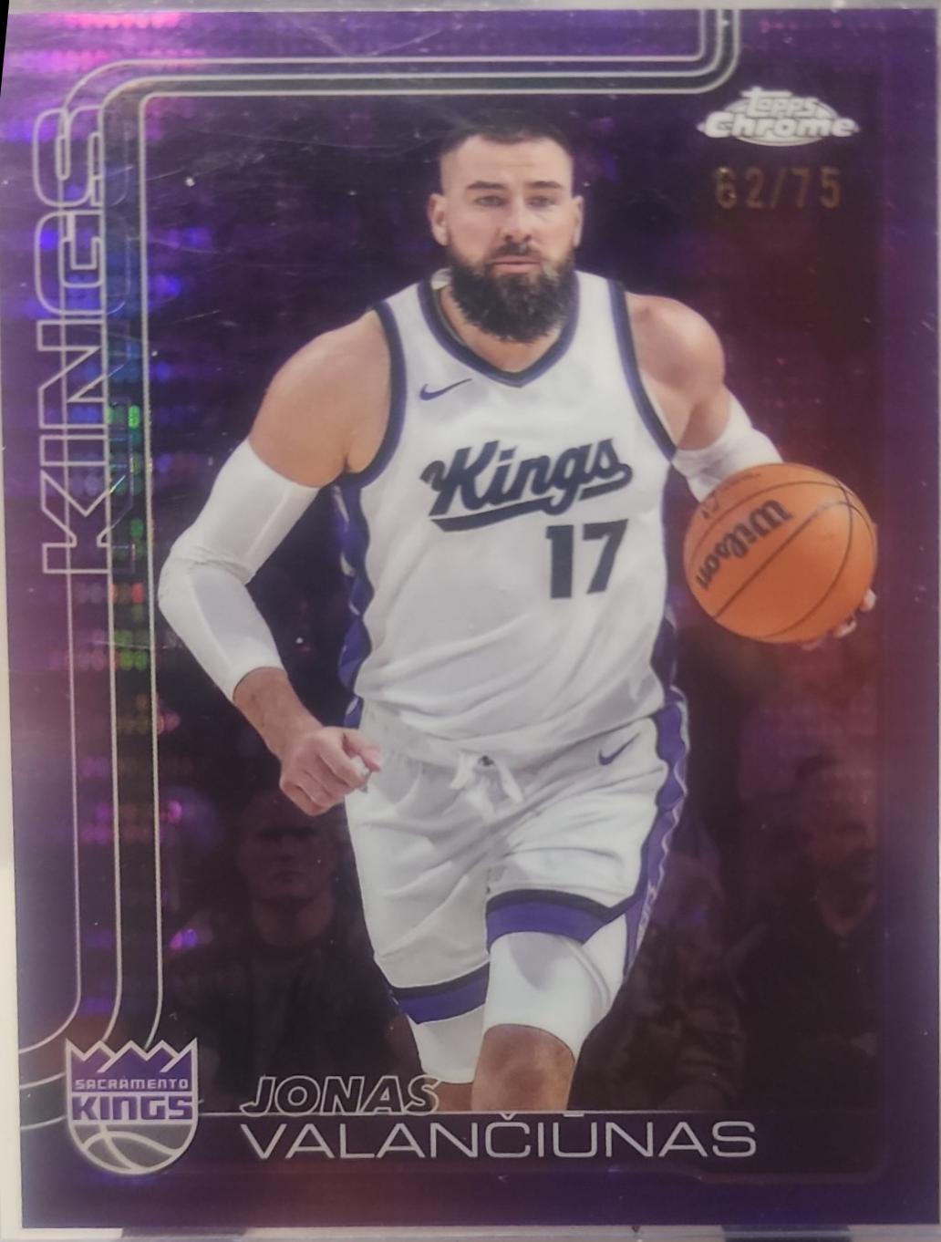 Jonas Valanciūnas [Pulsar Purple Refractor] #206