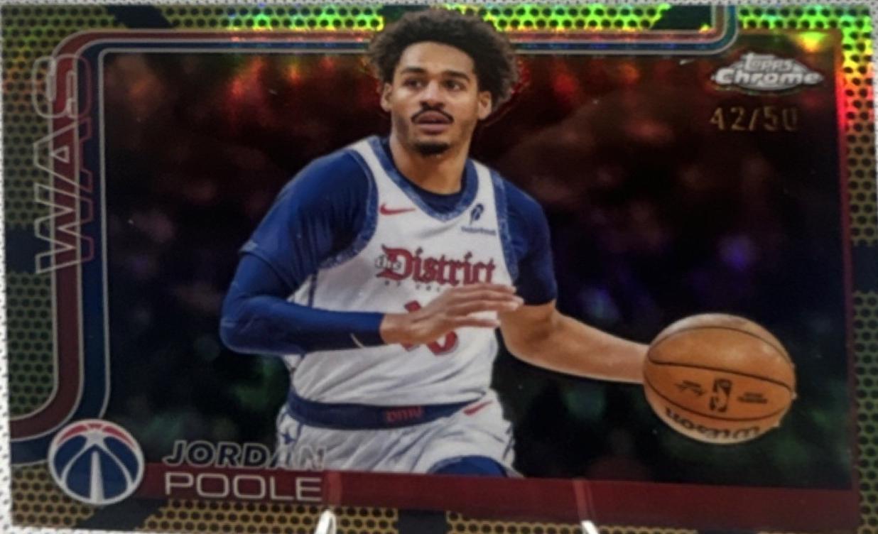 Jordan Poole [Gold Basketball Refractor] #207