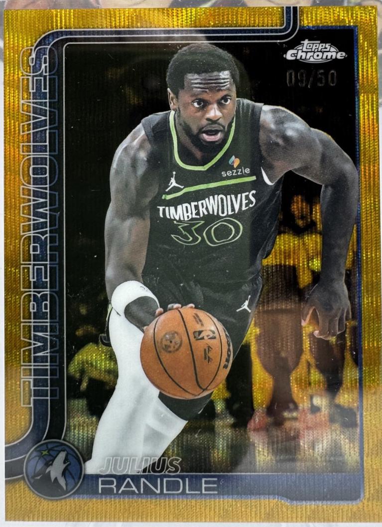 Julius Randle [Gold Wave Refractor] #123