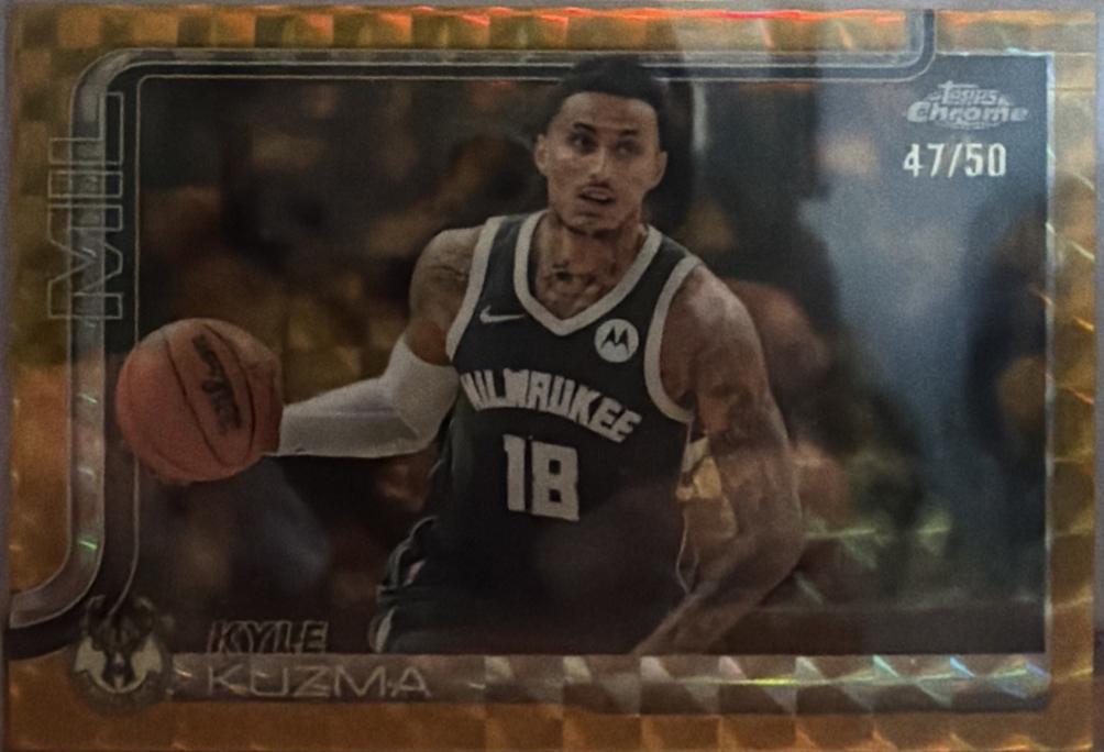 Kyle Kuzma [Gold Geometric Refractor] #118