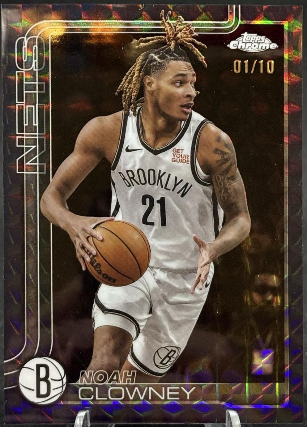 Noah Clowney [Black Geometric Refractor] #23
