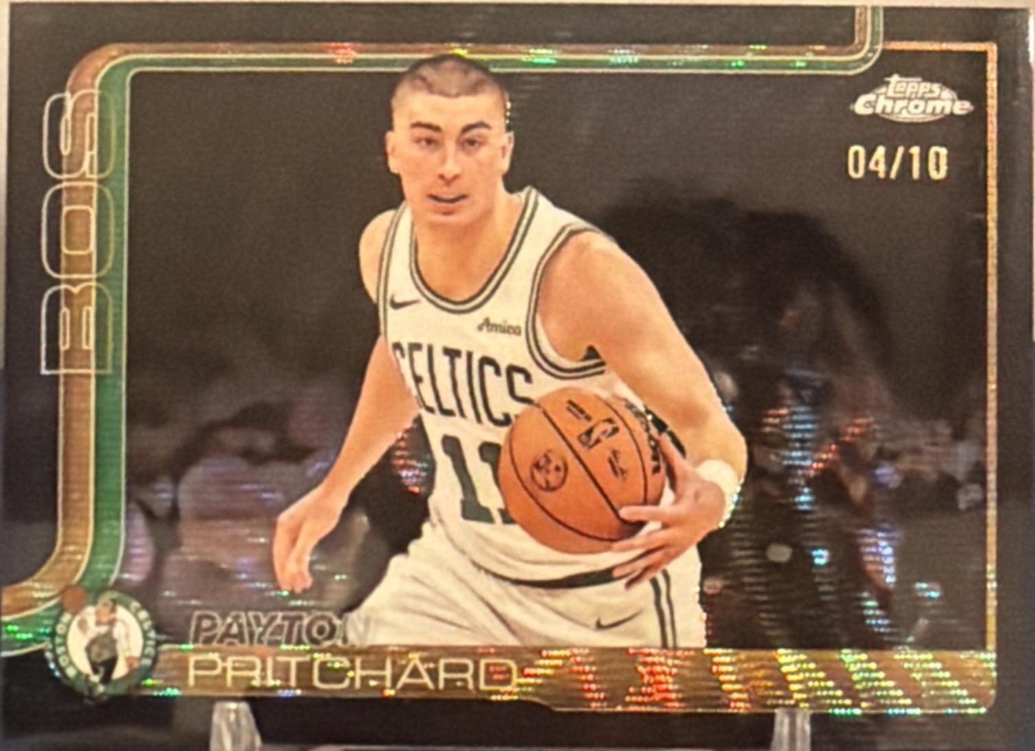 Payton Pritchard [Black Refractor] #18