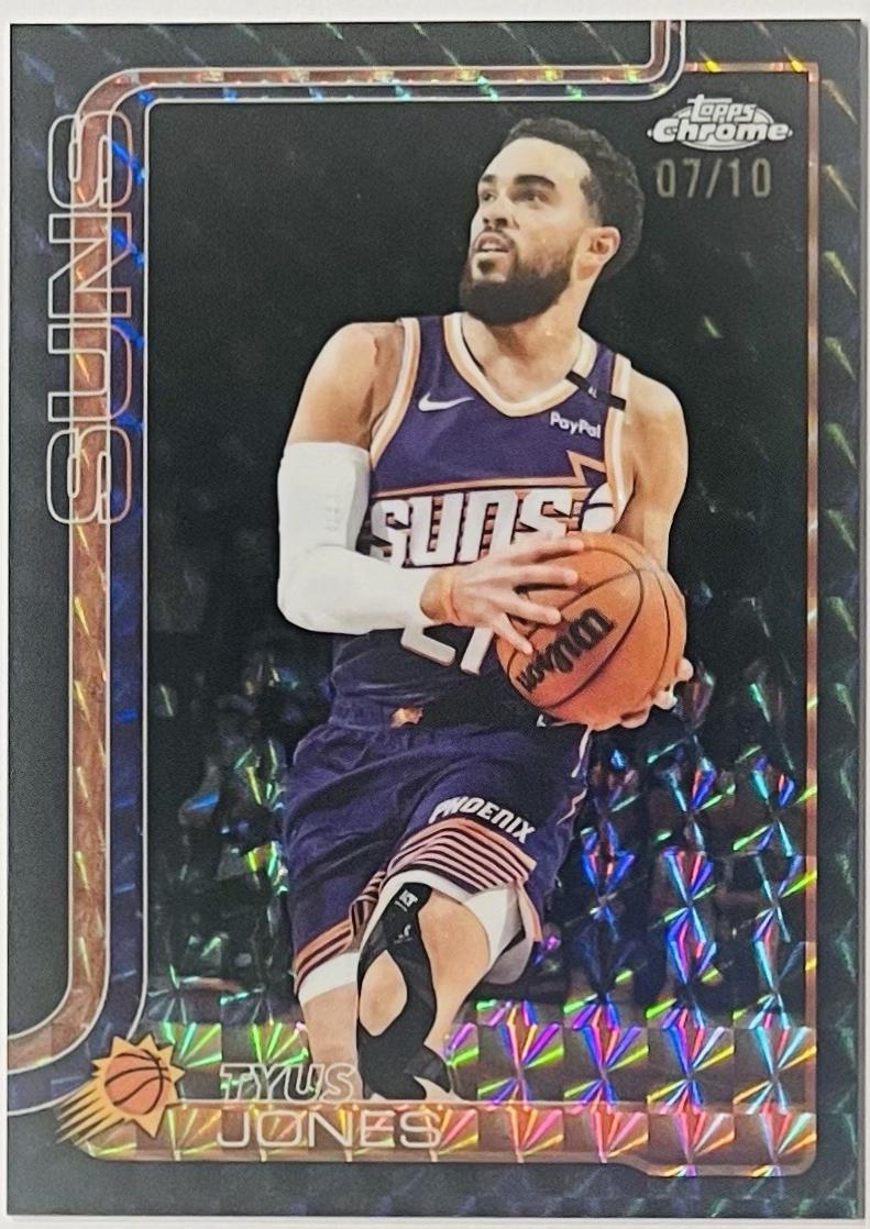 Tyus Jones [Black Geometric Refractor] #146
