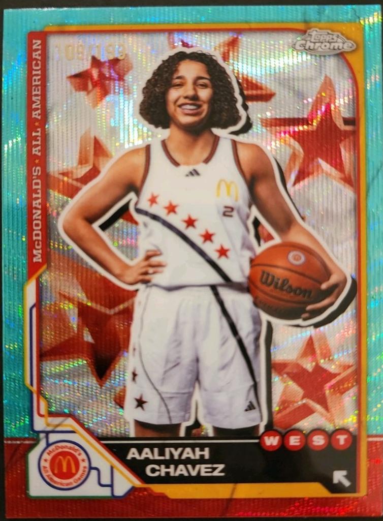 Aaliyah Chavez [Aqua Wave Refractor] #28