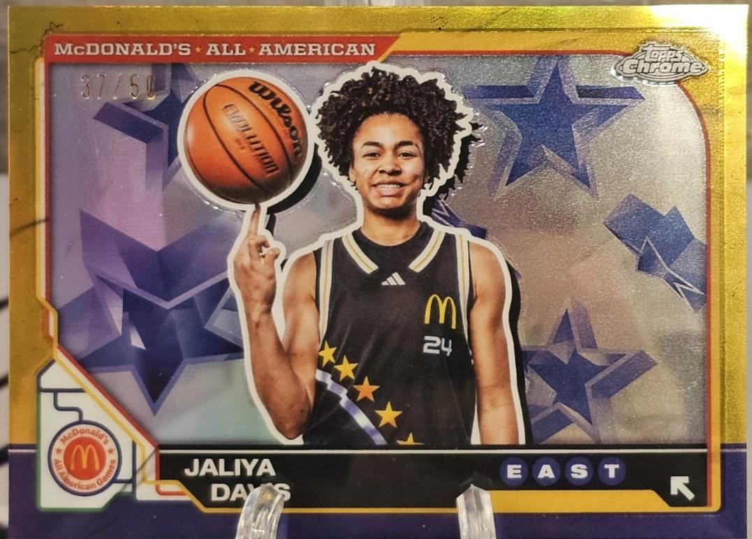 Jaliya Davis [Gold Refractor] #59