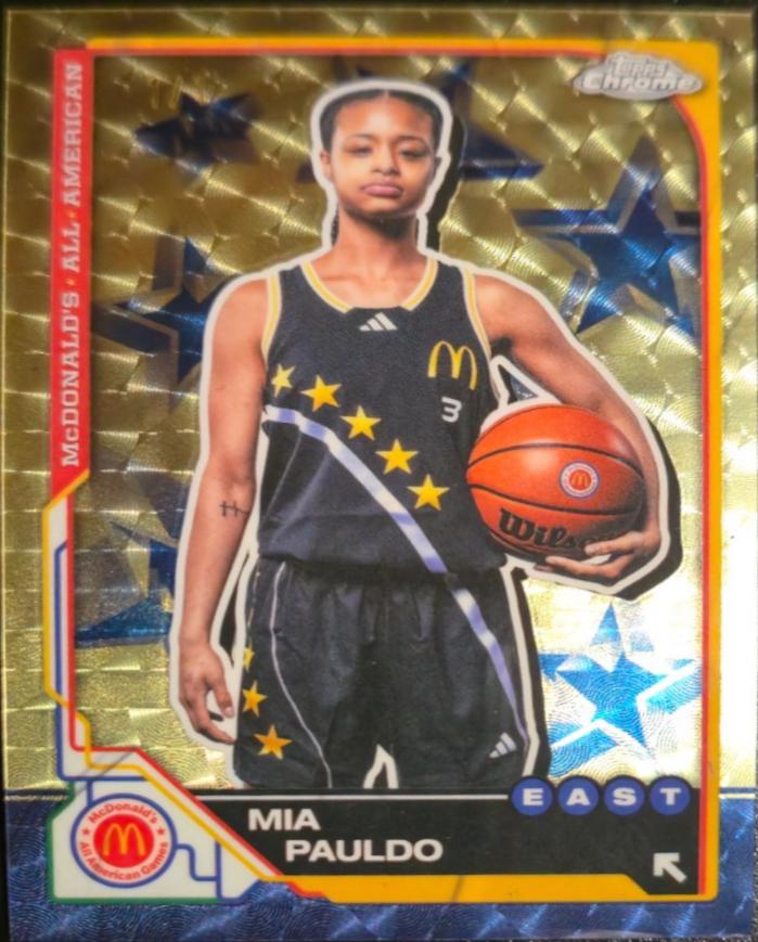 Mia Pauldo [SuperFractor] #63