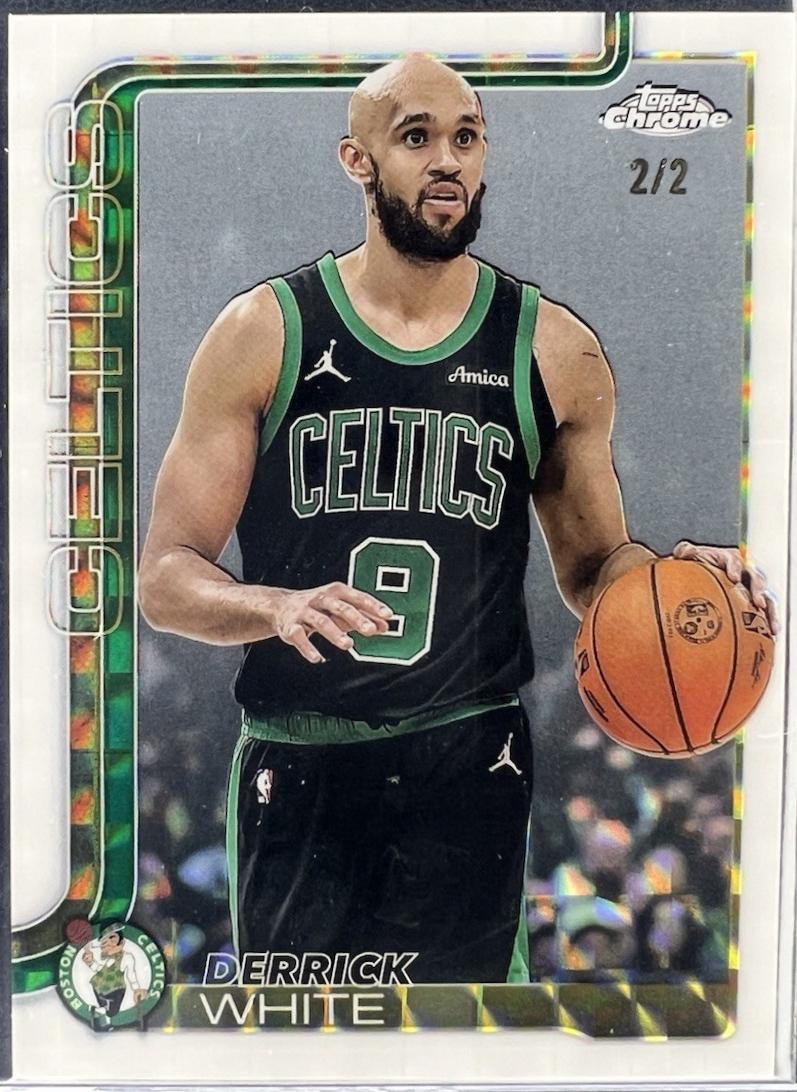 Derrick White [White Geometric Refractor] #71