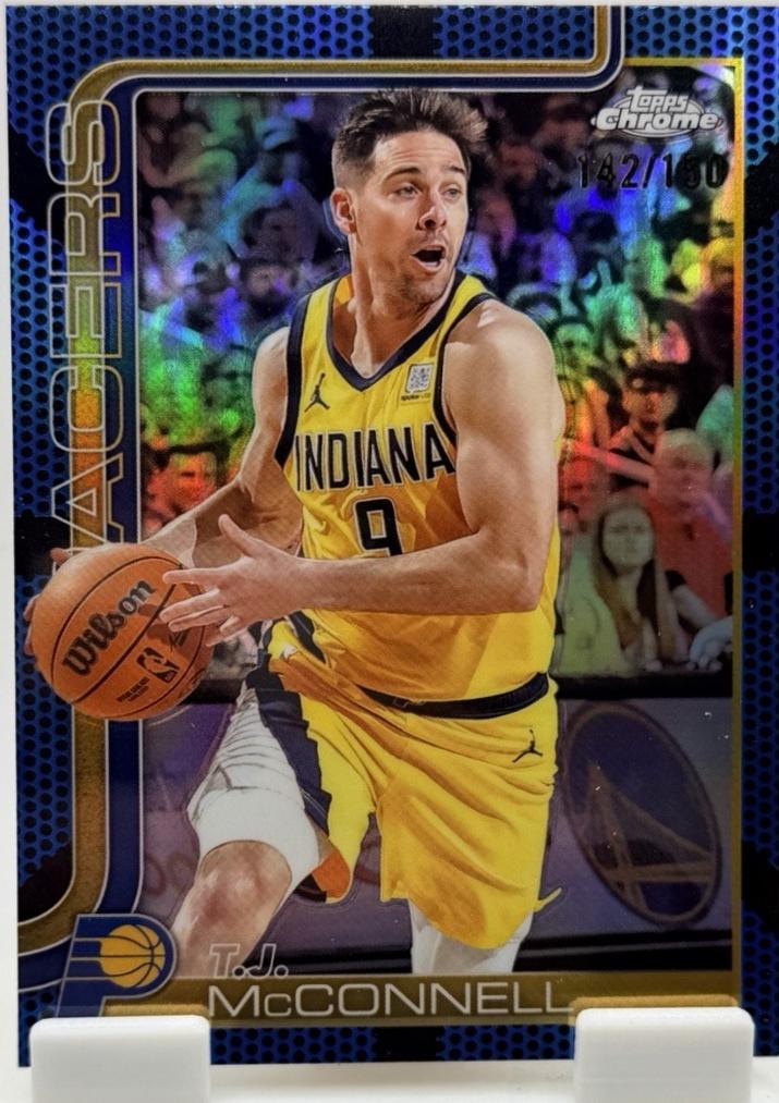 T.J. McConnell [Blue Basketball Refractor] #11