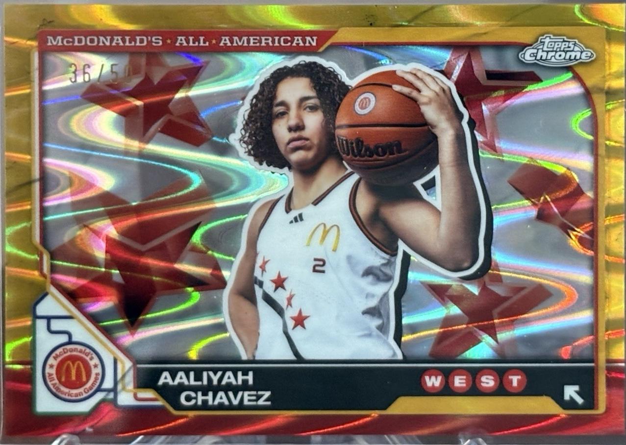 Aaliyah Chavez [Gold Refractor] #66