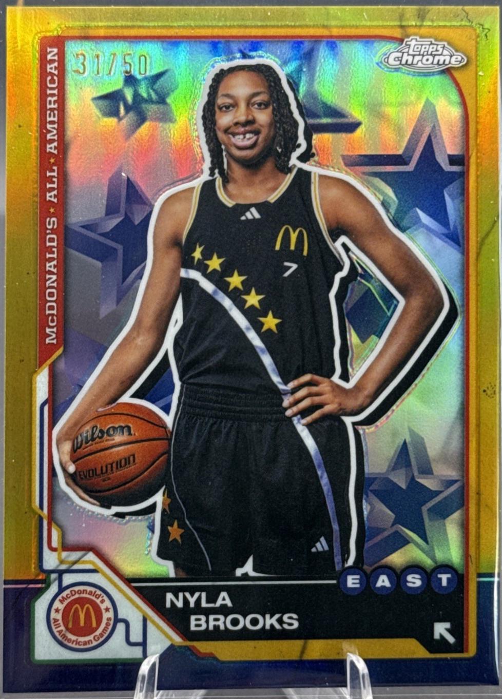 Nyla Brooks [Gold Refractor] #26