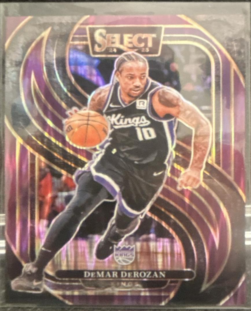 DeMar DeRozan [Purple Flash Prizm] #122