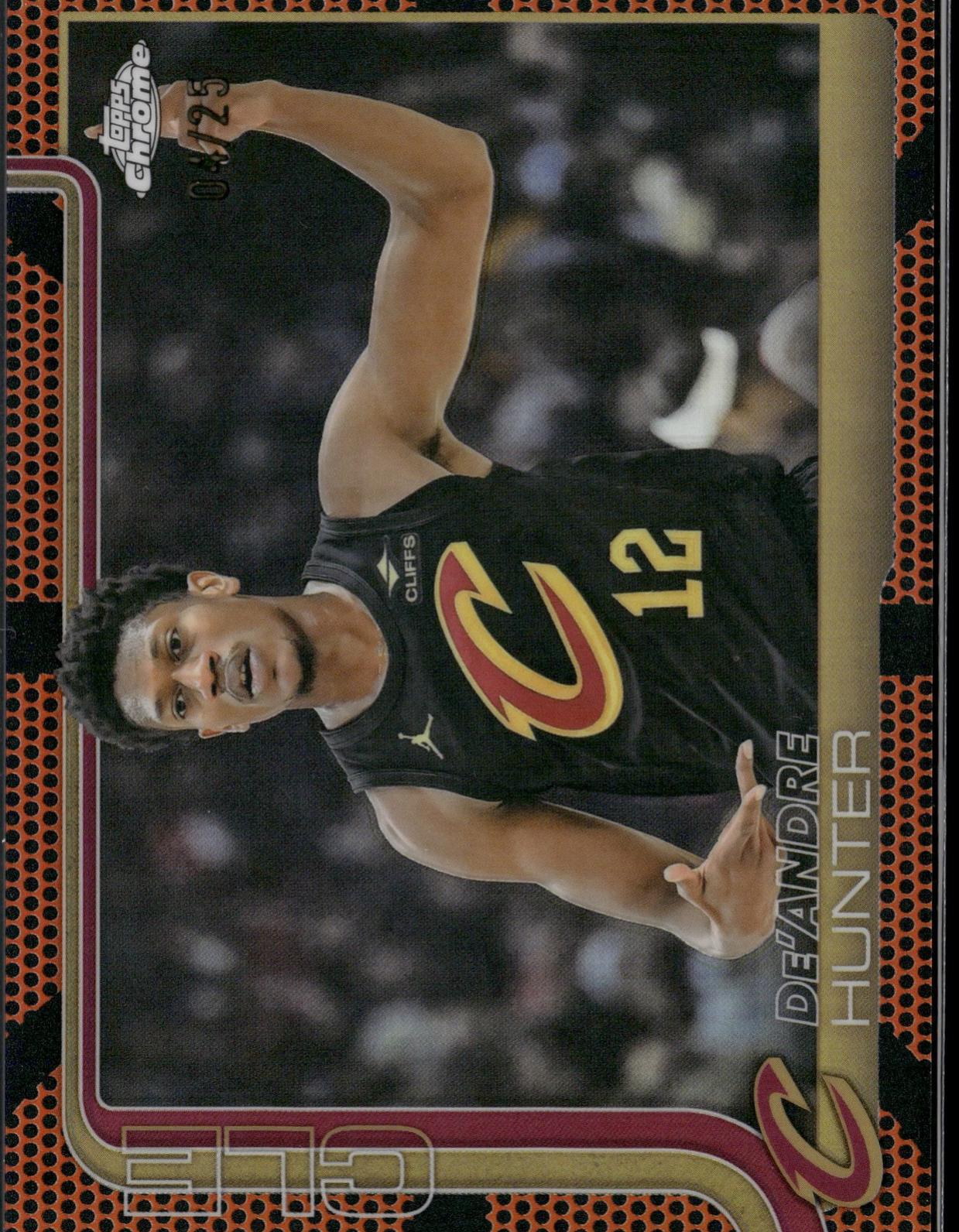 De'Andre Hunter [Orange Basketball Refractor] #73