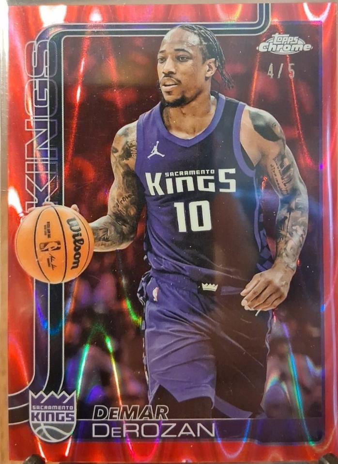 DeMar DeRozan [RayWave Red Refractor] #240