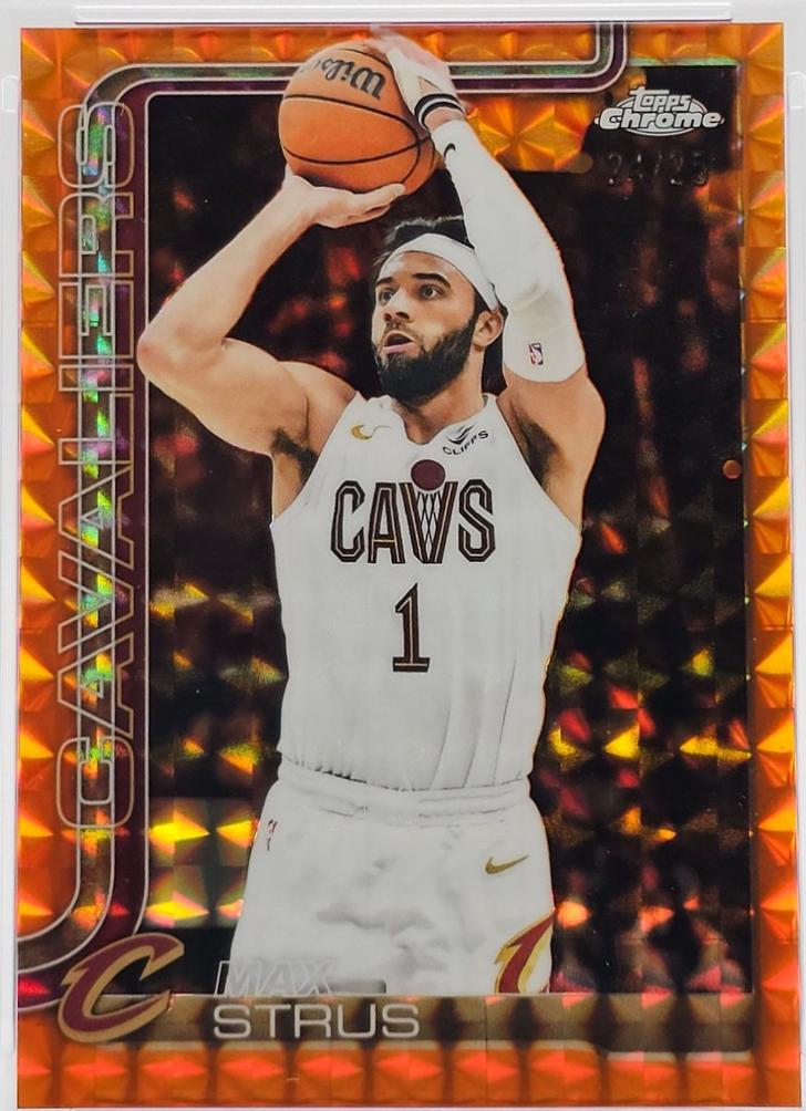 Max Strus [Orange Geometric Refractor] #32