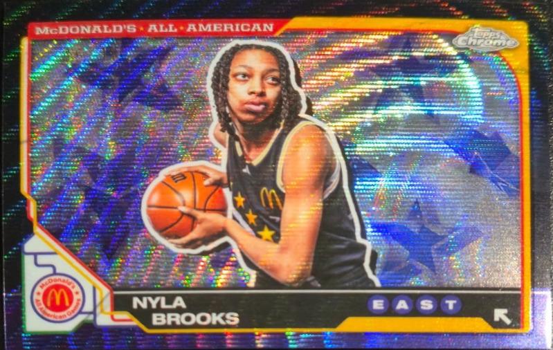 Nyla Brooks [Black Refractor] #64