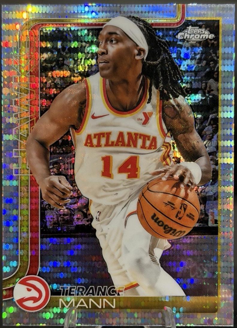 Terance Mann [Basketball Refractor] #9