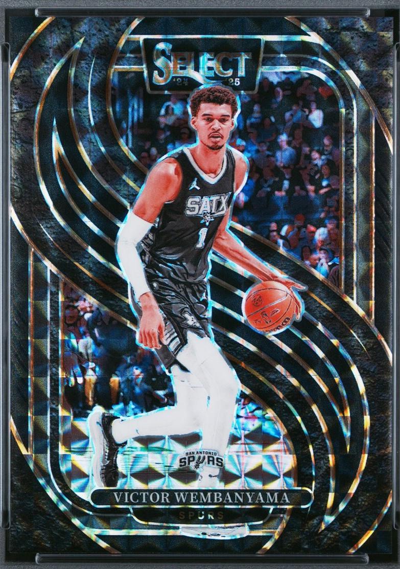 Victor Wembanyama [Black Finite Prizm] #102