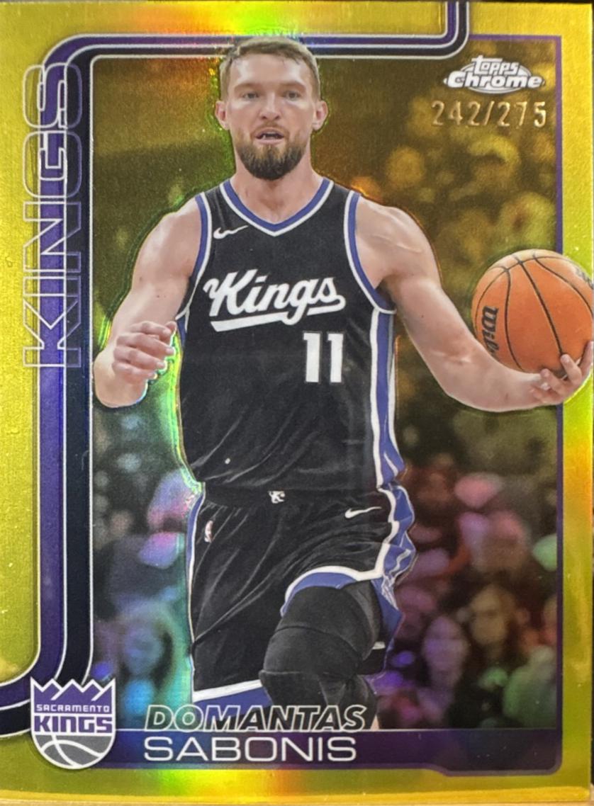 Domantas Sabonis [Yellow Refractor] #229
