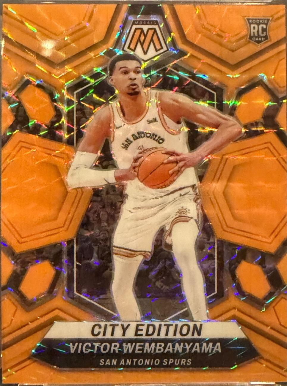 Victor Wembanyama [Orange Fluorescent] #282