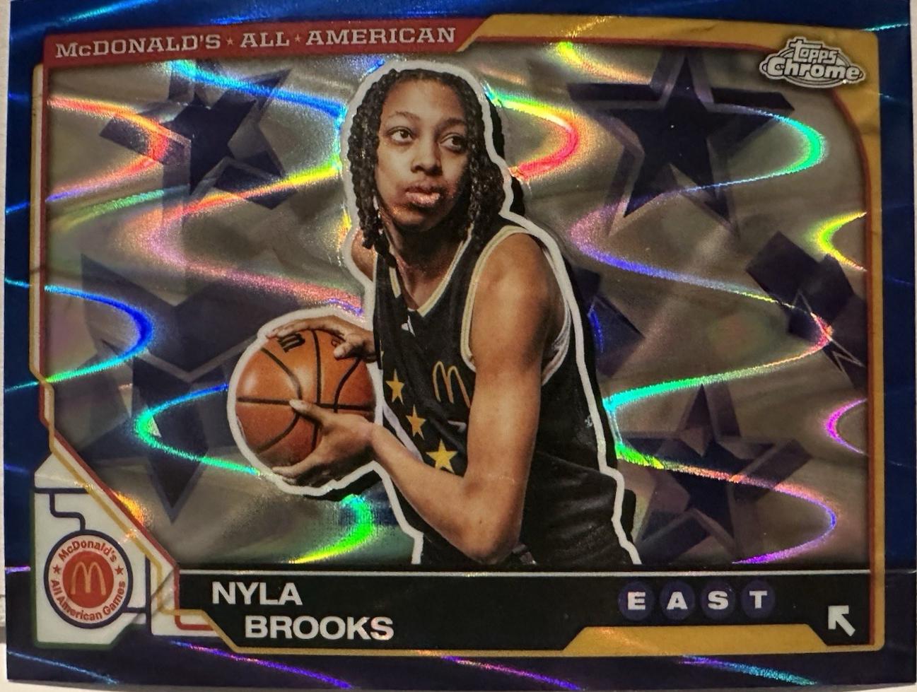 Nyla Brooks [Black Wave Refractor] #64