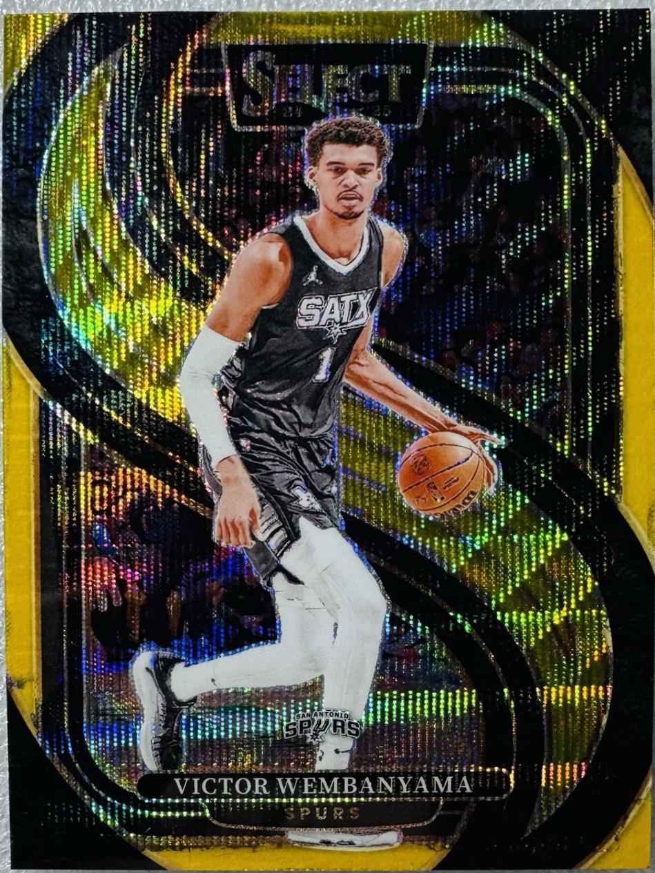 Victor Wembanyama [Gold Wave Prizm] #102