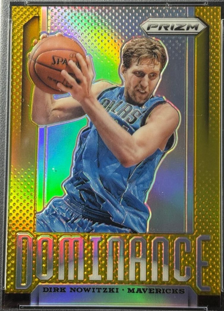 Dirk Nowitzki [Gold] #23