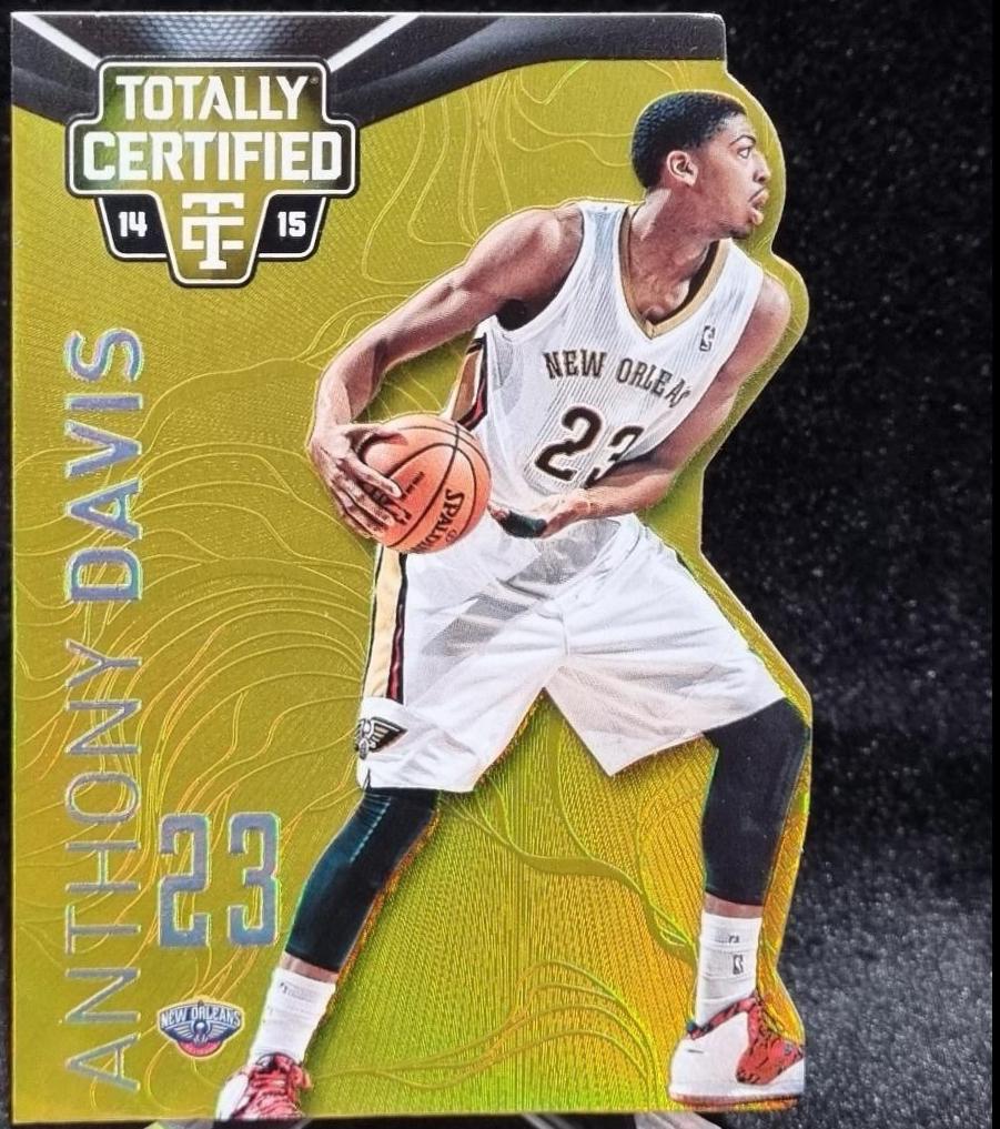 Anthony Davis [Mirror Platinum Gold Die Cut] #37