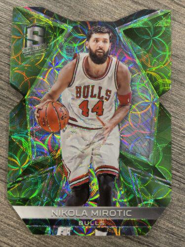 Nikola Mirotic [Neon Green] #26