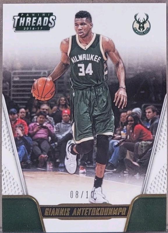 Giannis Antetokounmpo [Gold] #121