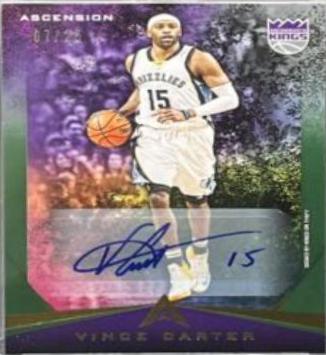 Vince Carter [Autograph Green] #86