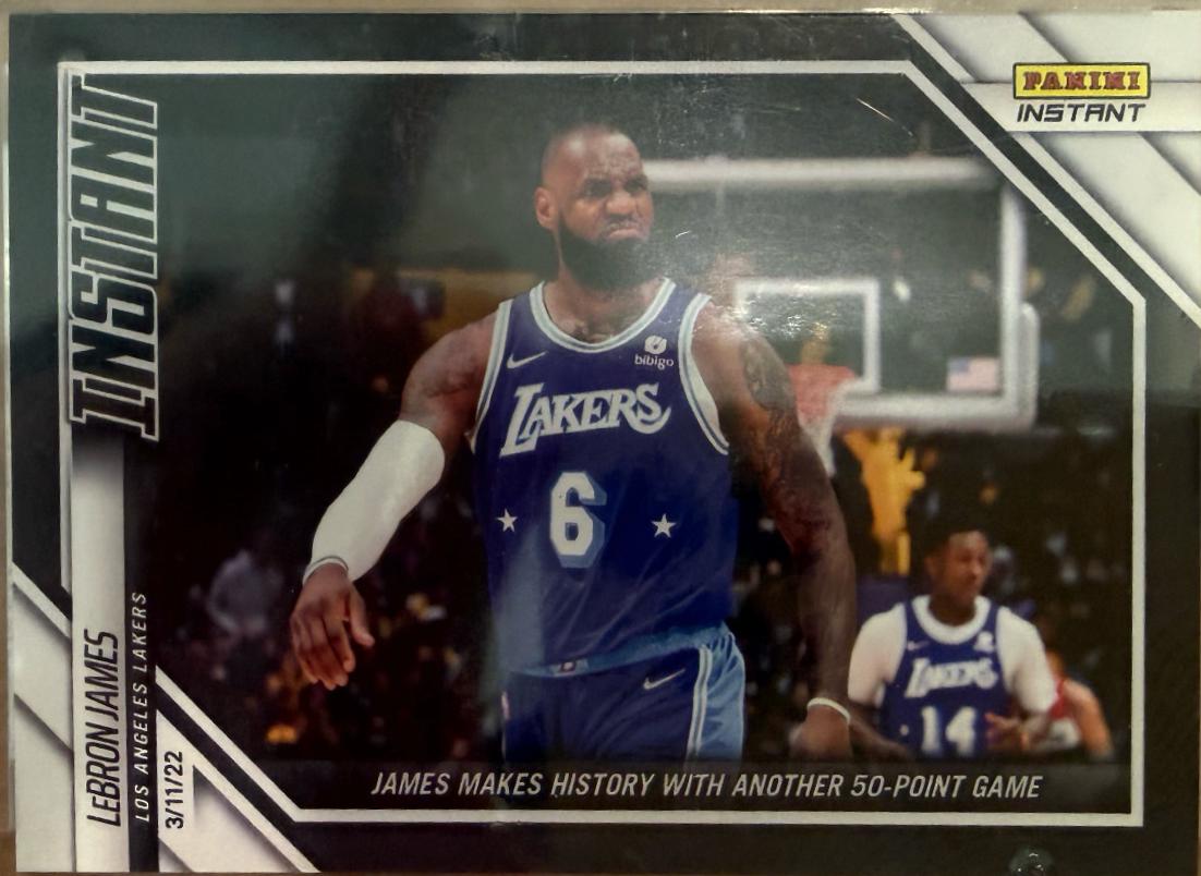 LeBron James [Black] #156