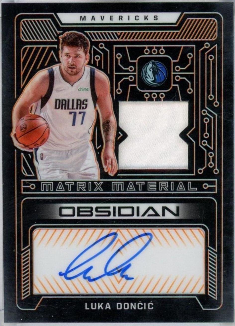 Luka Doncic [Orange] #MMA-LDC
