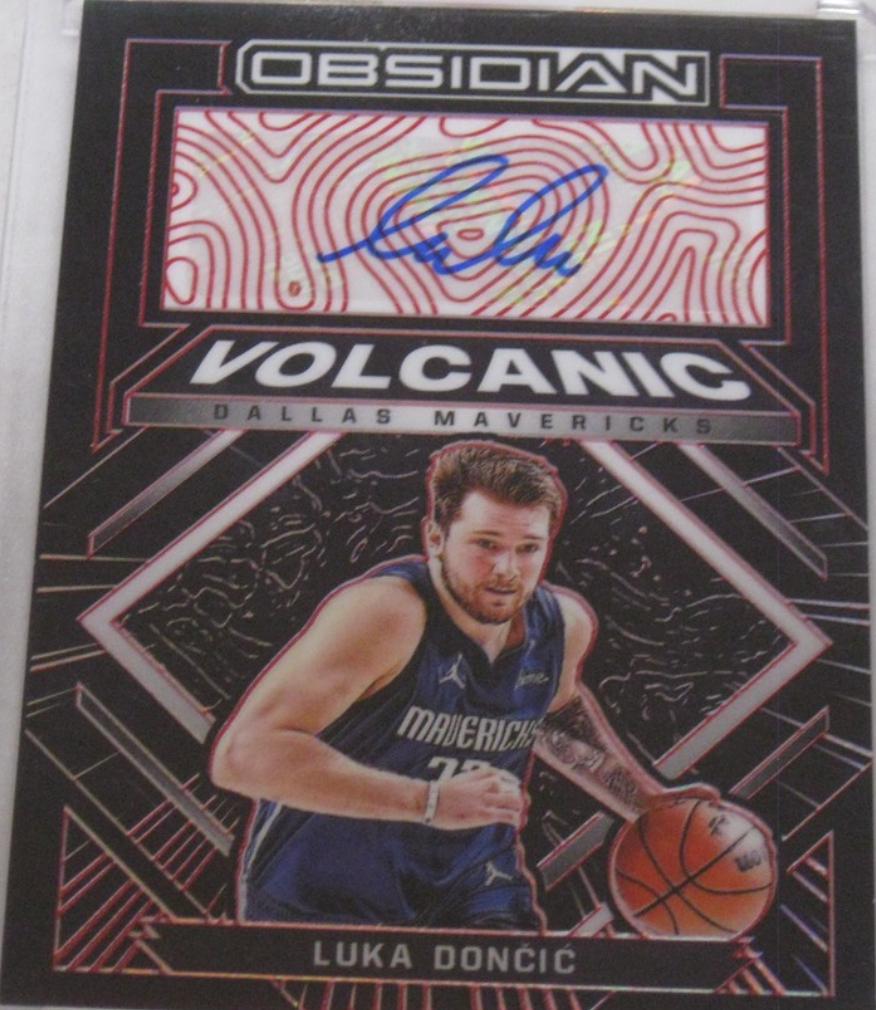Luka Doncic [Red] #VS-LKD