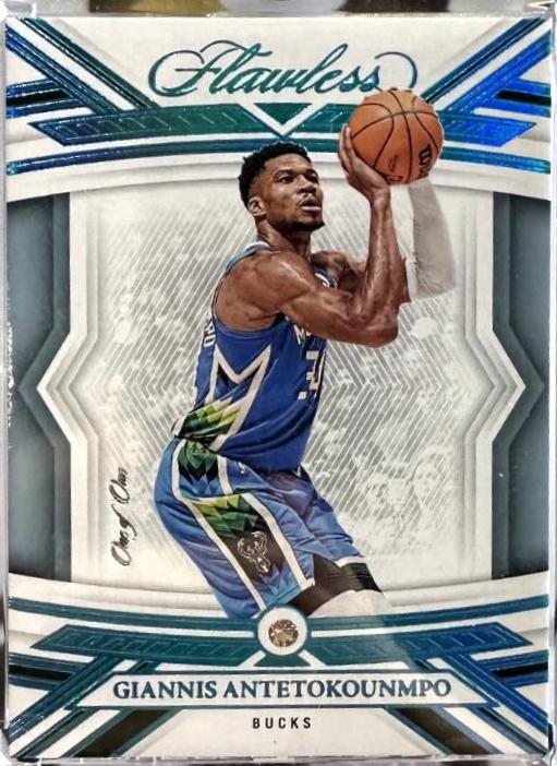 Giannis Antetokounmpo [Platinum] #176