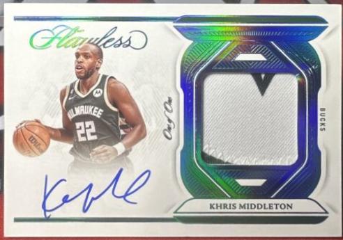 Khris Middleton [Platinum] #15
