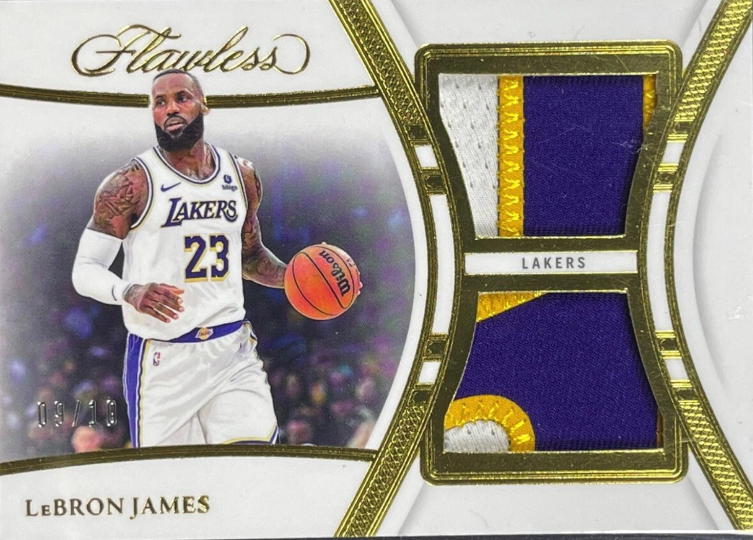LeBron James [Gold] #2