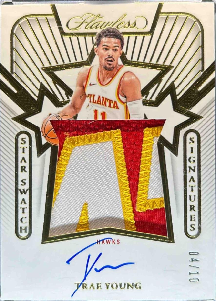 Trae Young [Gold] #8