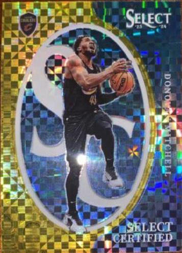 Donovan Mitchell [Gold Prizm] #14