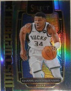 Giannis Antetokounmpo [Silver Prizm] #8