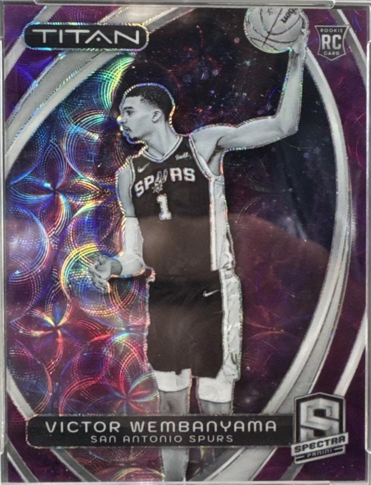 Victor Wembanyama [Purple Scope FOTL] #8