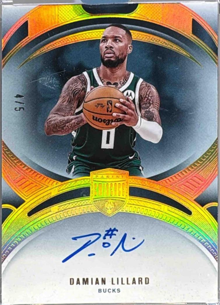 Damian Lillard [Gold Autograph] #11