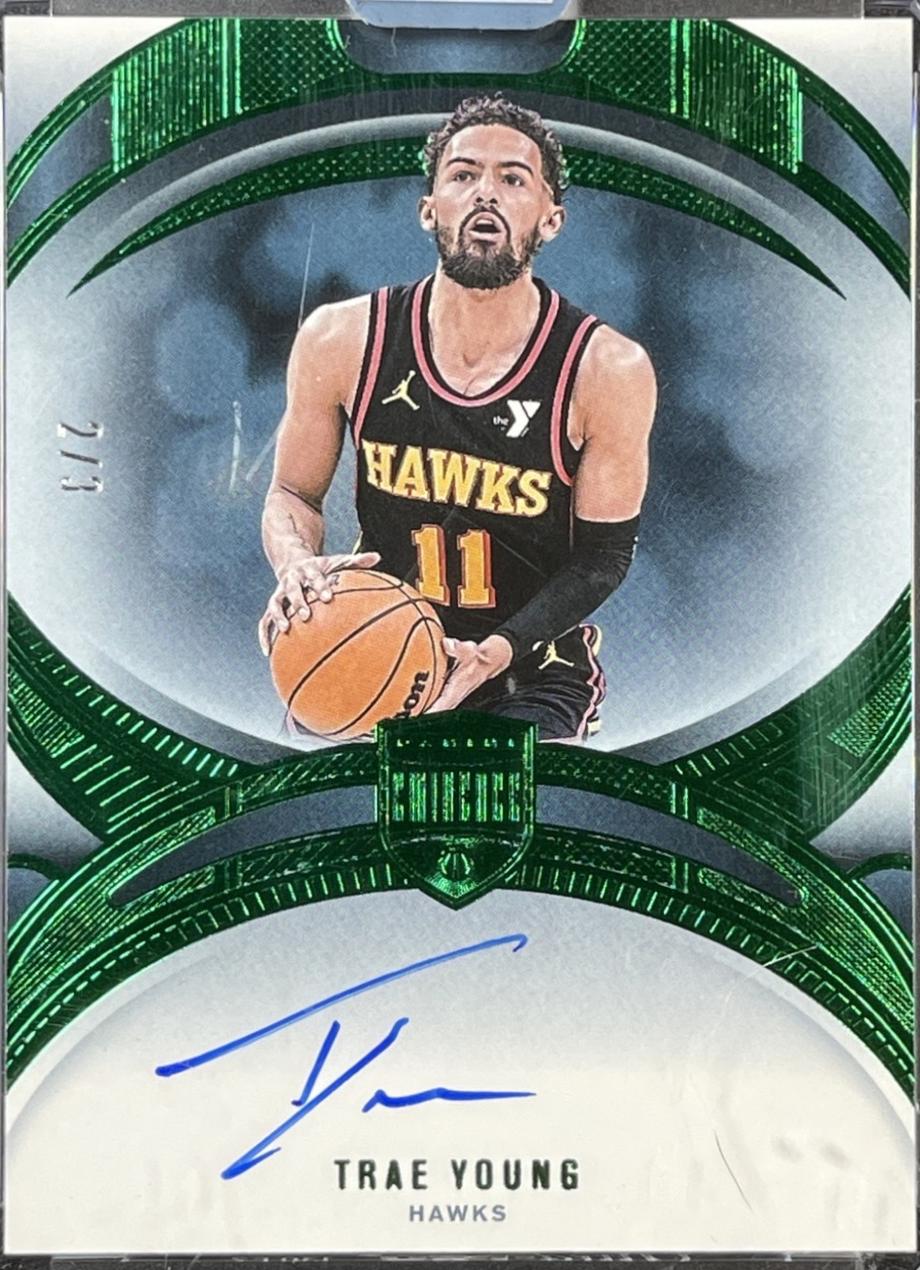 Trae Young [Emerald Autograph] #21