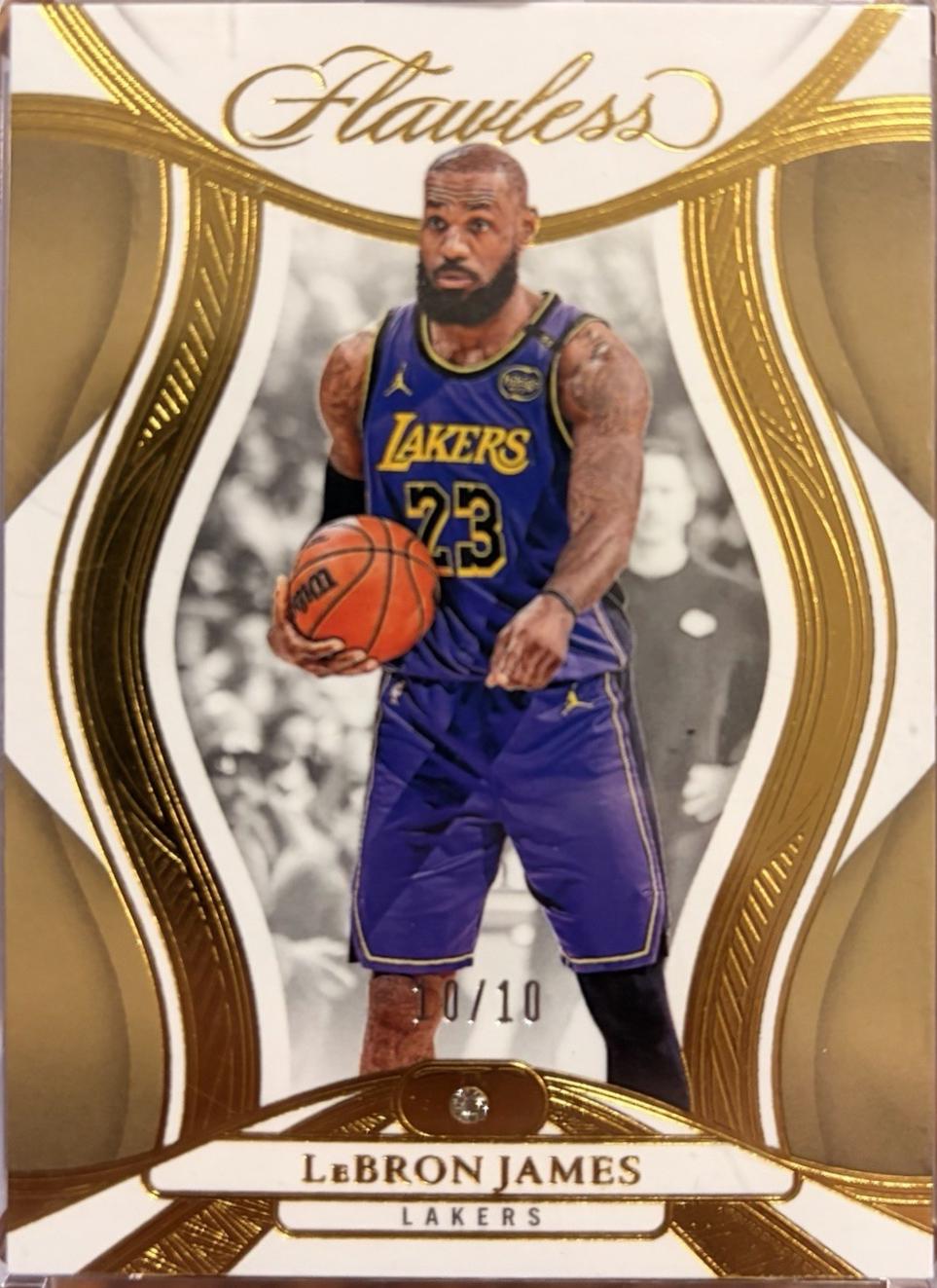 LeBron James [Gold] #39